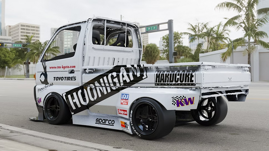 PANDEM Suzuki Carry Truck widebody aero kit available from TRACKUZA