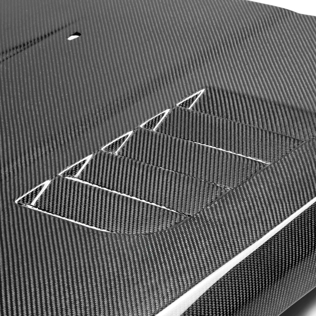 TM-style carbon fiber hood for 2006-2013 Range Rover Sport (L320)