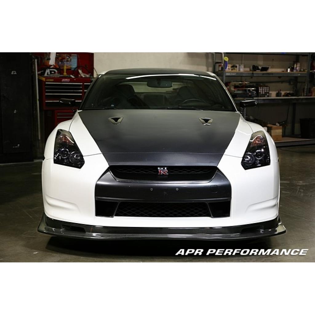 APR PEFORMANCE R35 GT-R CARBON FIBER FRONT AIRDAM/LIP (2008-2011)