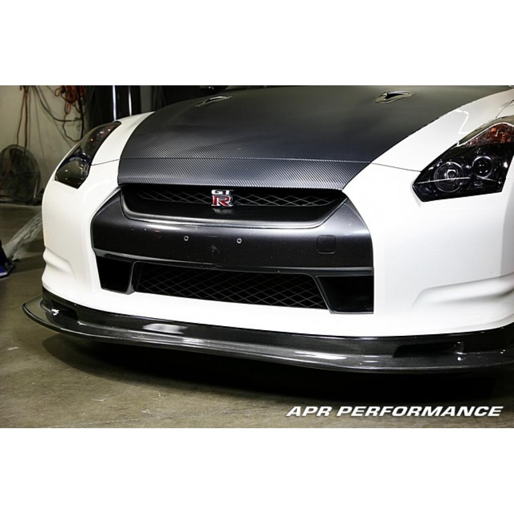 APR PEFORMANCE R35 GT-R CARBON FIBER FRONT AIRDAM/LIP (2008-2011)