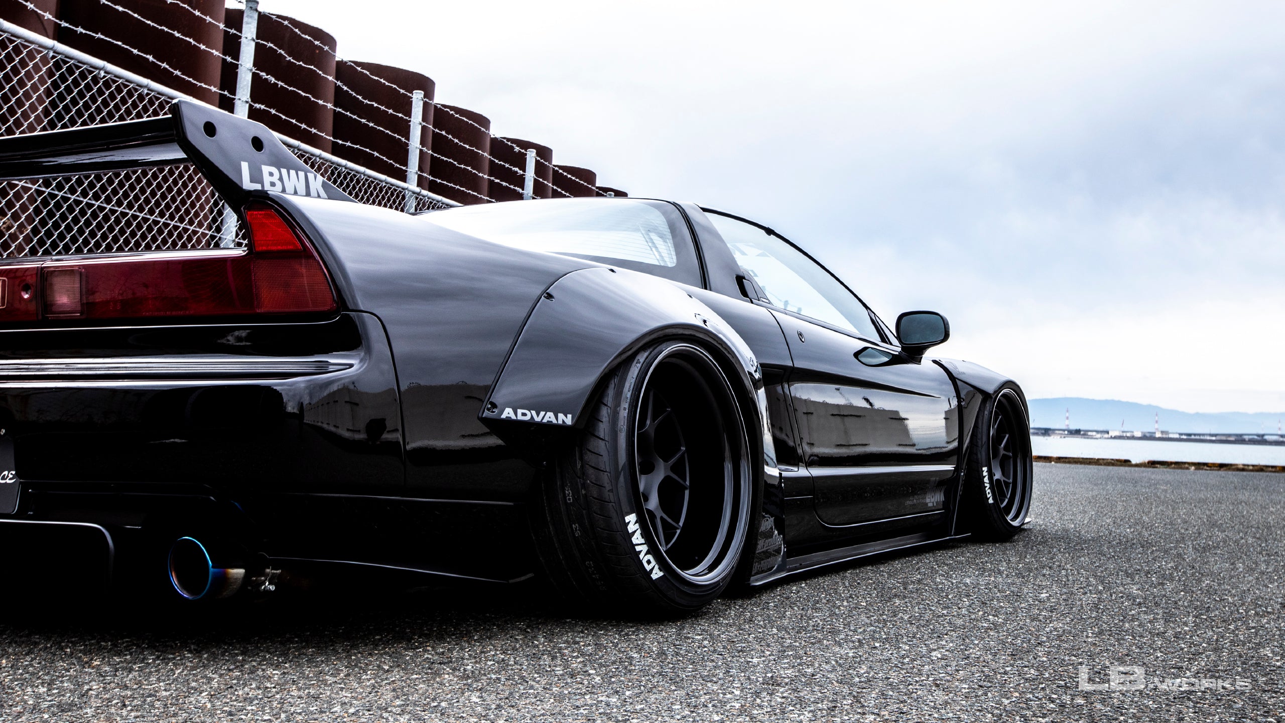 Liberty Walk LB-WORKS Honda / Acura NSX NA1 Widebody Kit