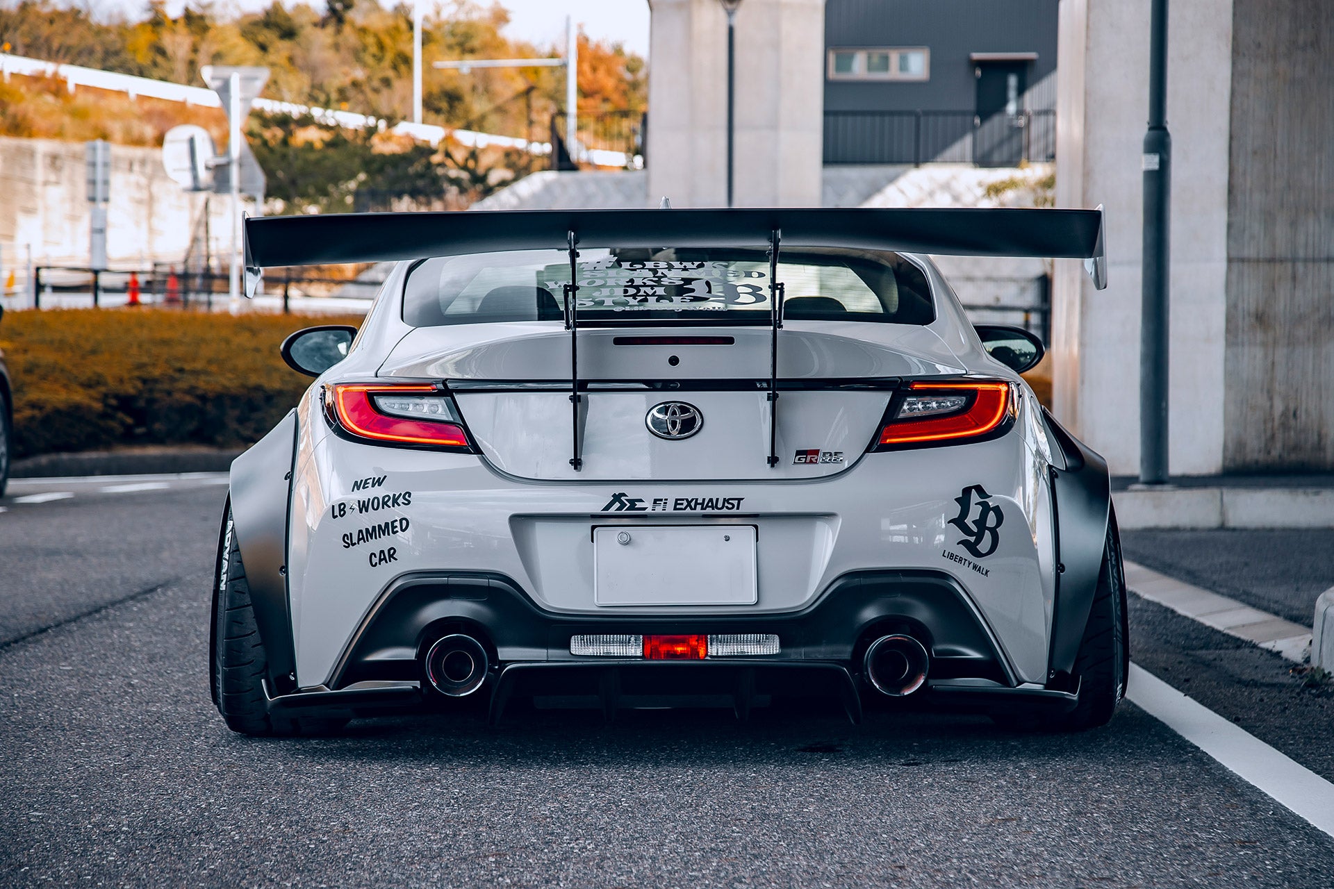LIBERTY WALK TOYOTA GR86 (ZN8) / SUBARU BRZ (ZD8) WIDEBODY KIT