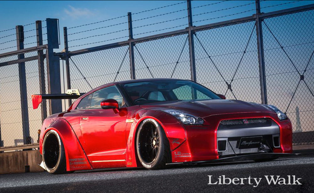 Liberty Walk LB☆WORKS Nissan GT-R R35 Type 1 Widebody Kit