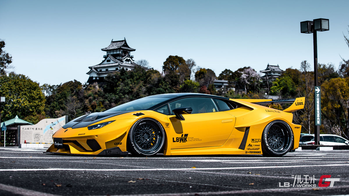 Liberty Walk LB-Silhouette WORKS Lamborghini Huracan GT Widebody Kit