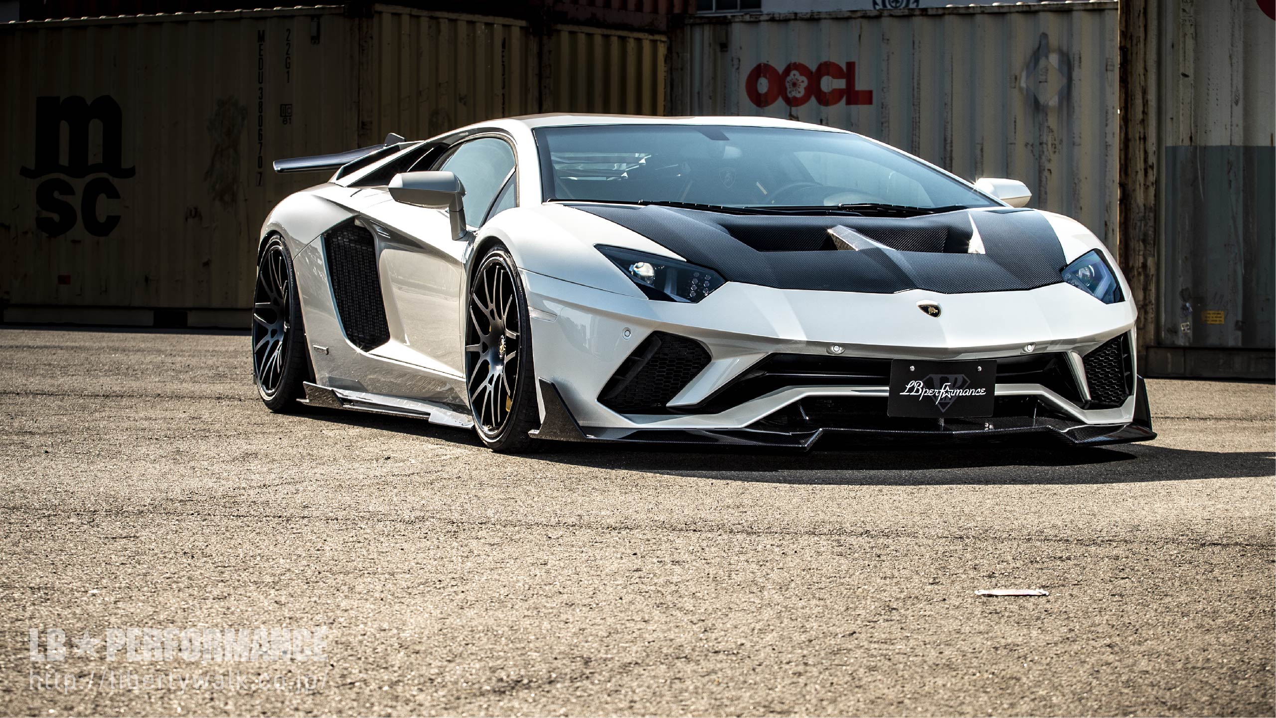 LB★PERFORMANCE Lamborghini AVENTADOR S - GO WIDEBODY