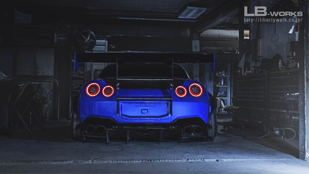 Liberty Walk (LB-WORKS) NISSAN GT-R R35 Type 2 Wide Body Kit - GO WIDEBODY