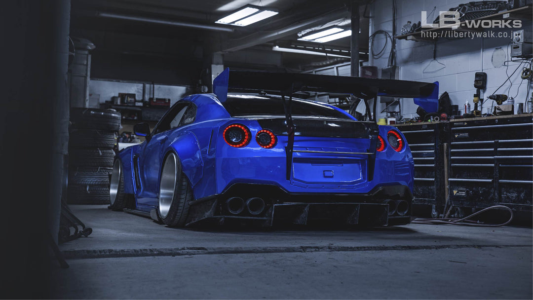 Liberty Walk (LB-WORKS) NISSAN GT-R R35 Type 2 Wide Body Kit - GO WIDEBODY
