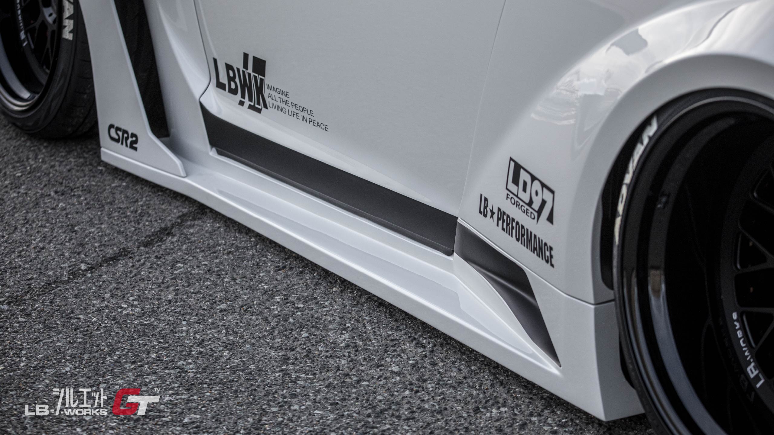 LB-Silhouette WORKS GT 35GT-RR Ver.1 Complete Body kit